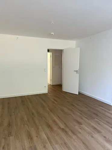 5 Zimmer Wohnung mit 143 m² in Düsseldorf – Bild 4