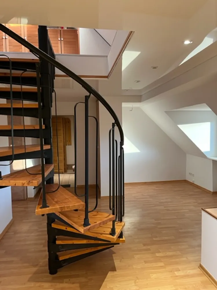 2 Zimmer Wohnung mit 85 m² in Düsseldorf – Bild 7