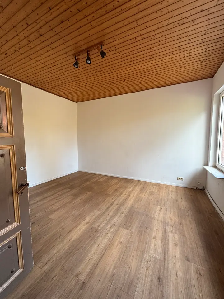8 Zimmer Wohnung mit 310 m² in Soltau – Bild 1