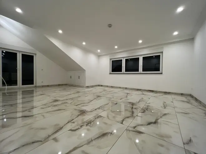 4 Zimmer Wohnung mit 135 m² in Neuss – Bild 6