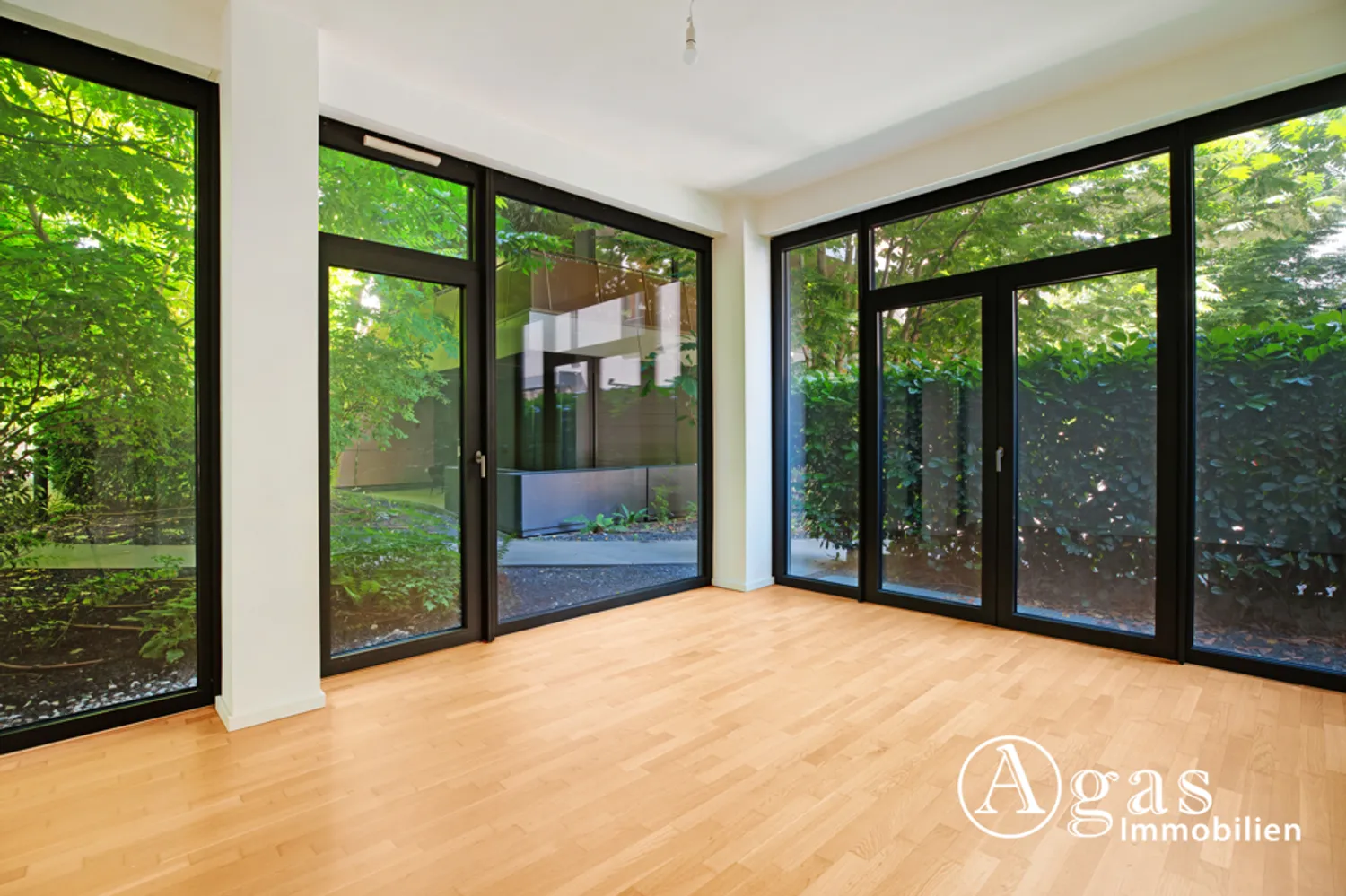 4 Zimmer Wohnung mit 103 m² in Berlin – Bild 1