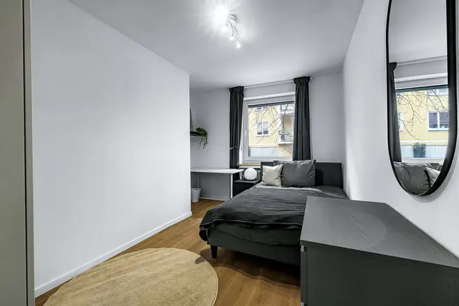 WG-Zimmer mit 13 m² in München – Bild 2
