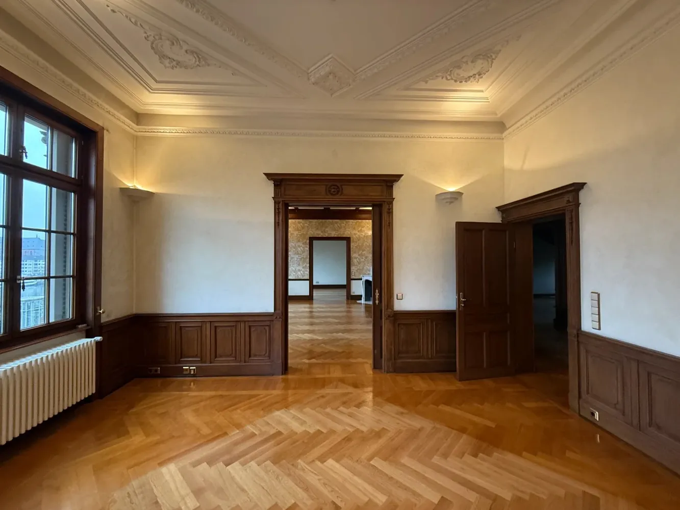 7 Zimmer Wohnung mit 347 m² in Frankfurt am Main – Bild 6