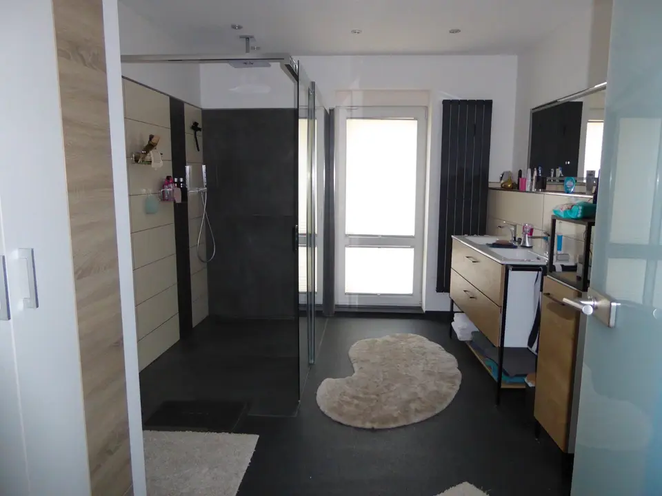 3 Zimmer Wohnung mit 125 m² in Duisburg – Bild 9