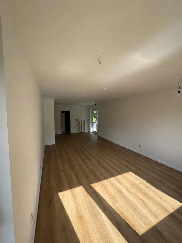 2 Zimmer Wohnung mit 75 m² in Wuppertal – Bild 2
