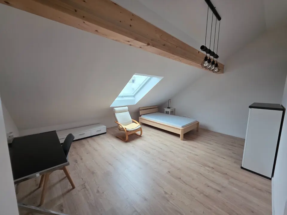 WG-Zimmer mit 21 m² in Leonberg – Bild 1