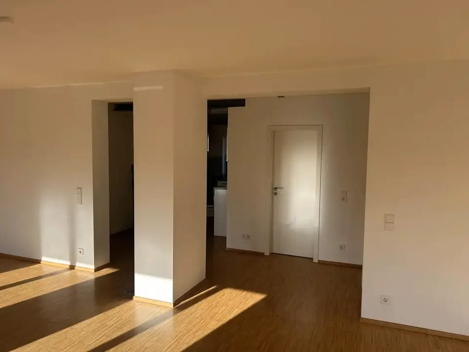 2 Zimmer Wohnung mit 72 m² in Stuttgart – Bild 2