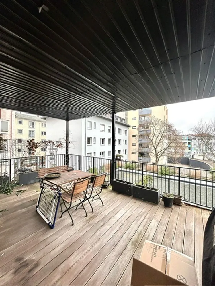 4 Zimmer Wohnung mit 240 m² in Frankfurt am Main – Bild 9