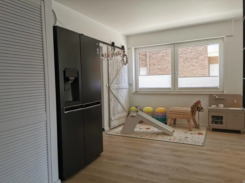 5 Zimmer Wohnung mit 127 m² in Meerbusch – Bild 8