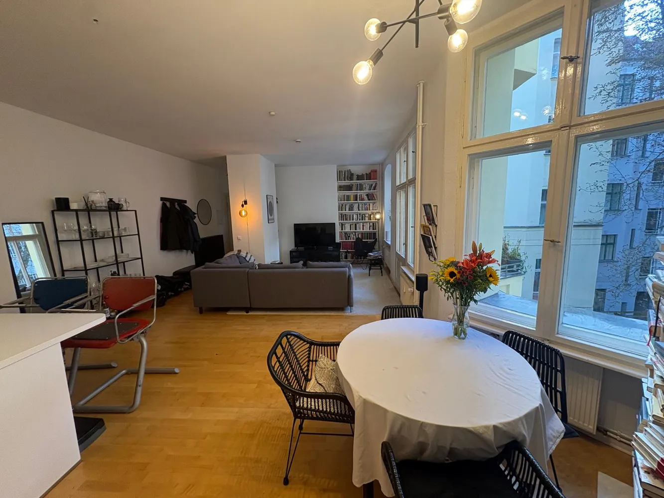 2 room apartment with 70 m² in Berlin – Photo 6