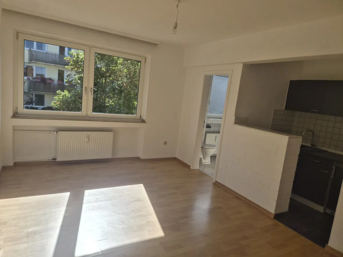 1 Zimmer Wohnung mit 25 m² in Köln – Bild 3