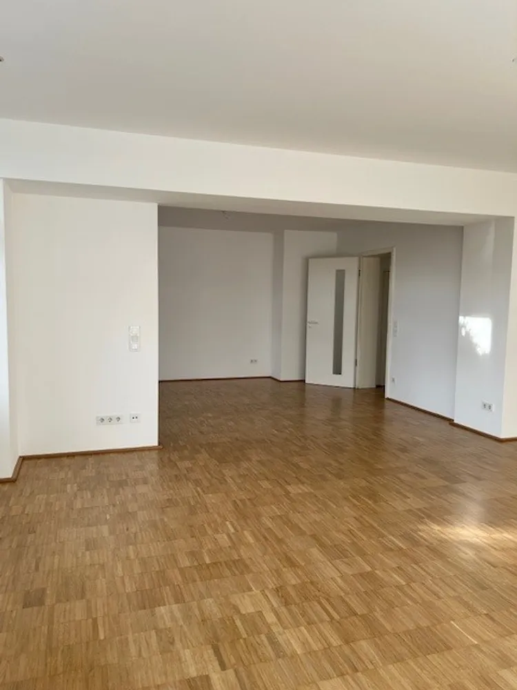 3 Zimmer Wohnung mit 118 m² in Duisburg – Bild 1