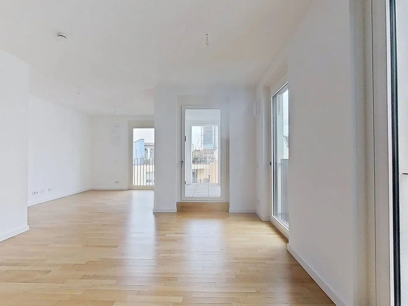 3 Zimmer Wohnung mit 93 m² in Berlin – Bild 2