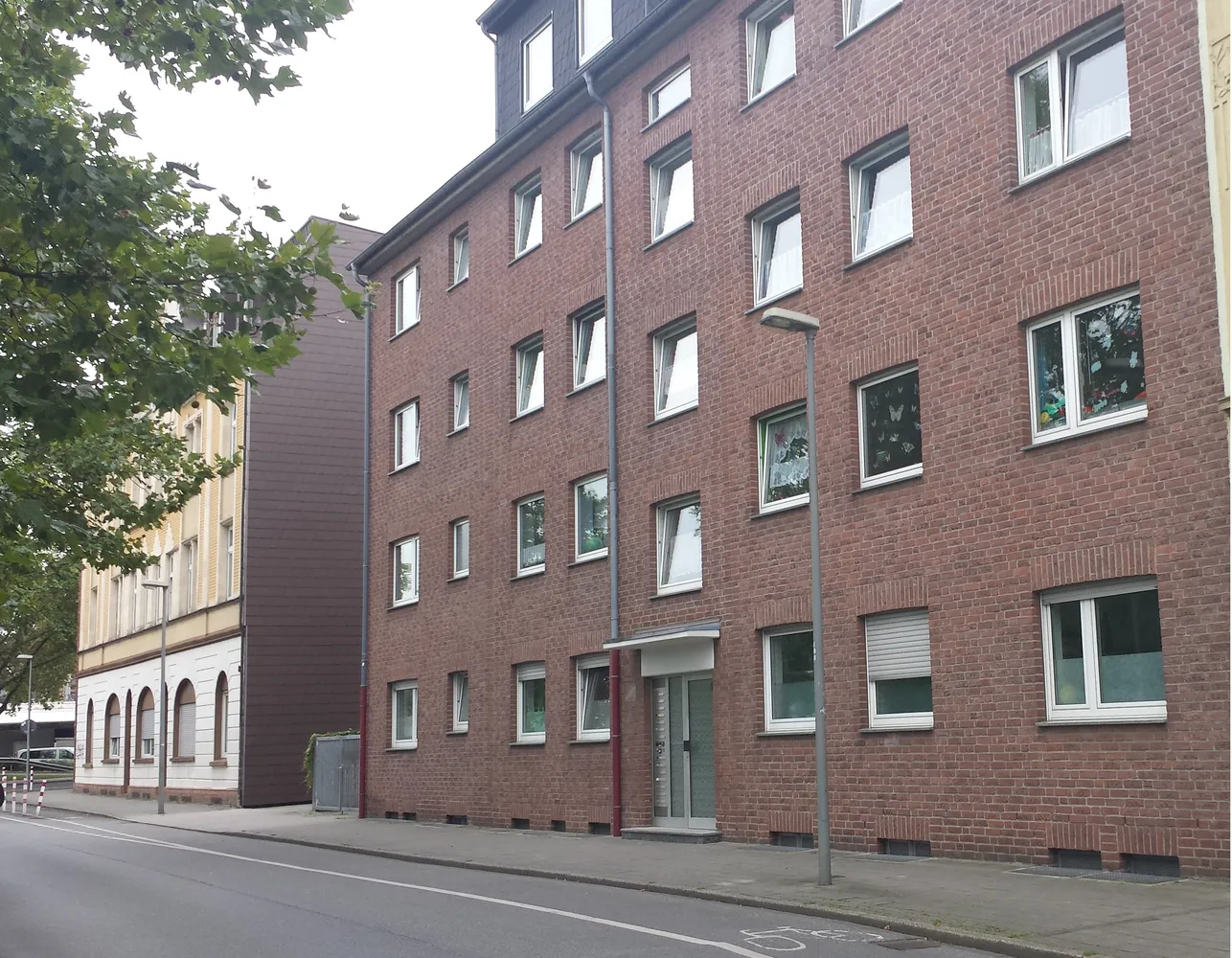 4 Zimmer Wohnung mit 95 m² in Oberhausen – Bild 2