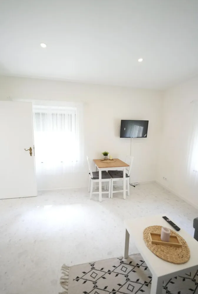 1 Zimmer Wohnung mit 28 m² in Augsburg – Bild 3