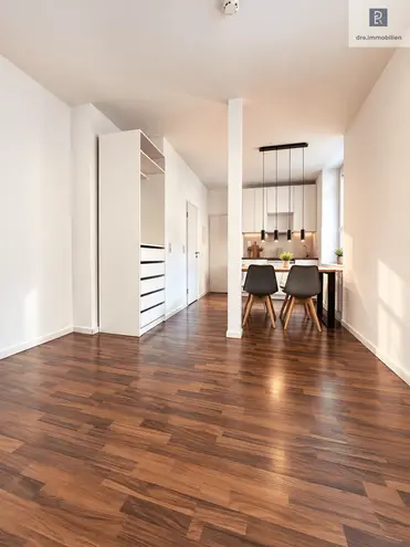 1 Zimmer Wohnung mit 25 m² in Köln – Bild 2