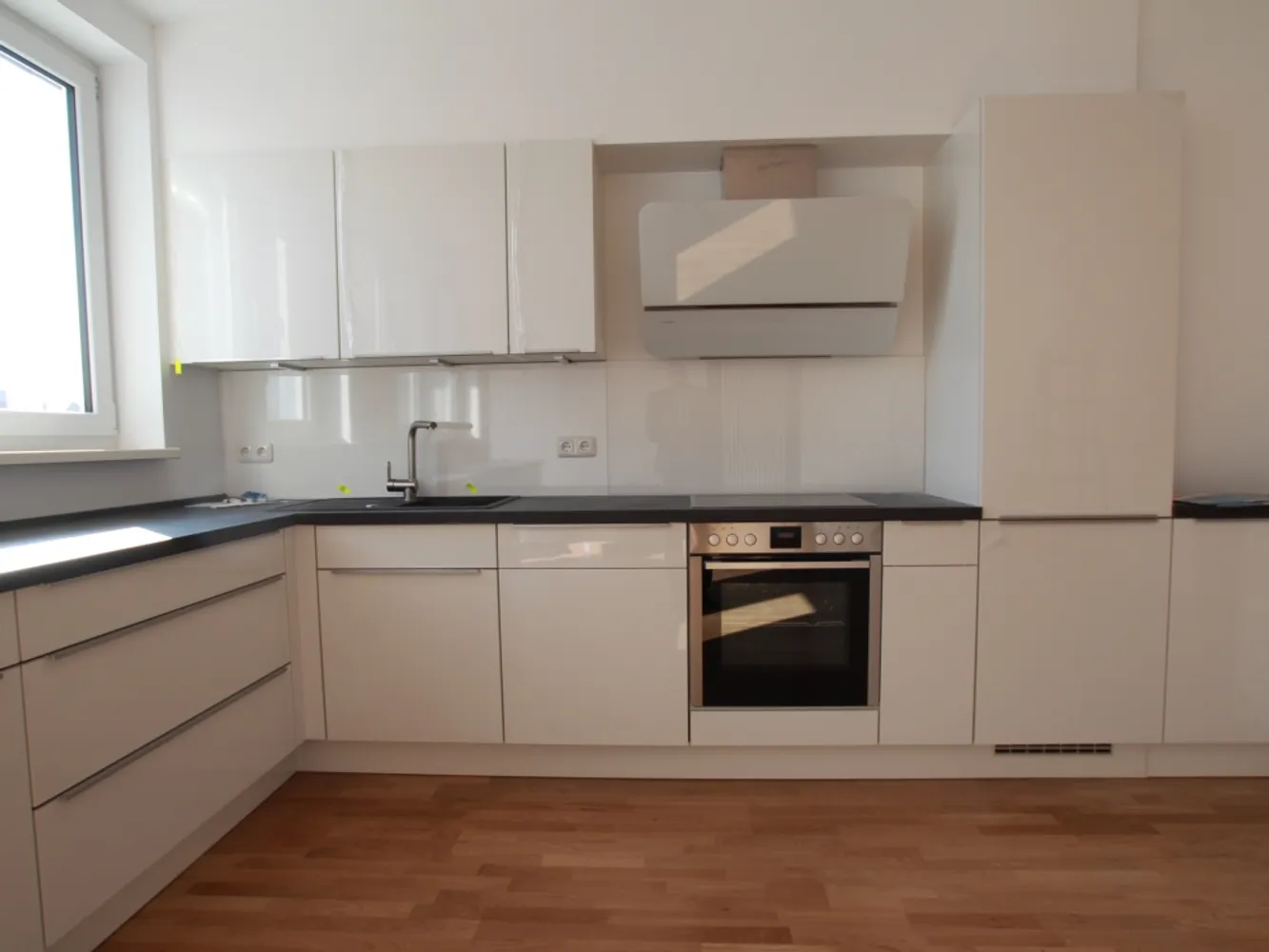 6 Zimmer Wohnung mit 227 m² in Berlin – Bild 8