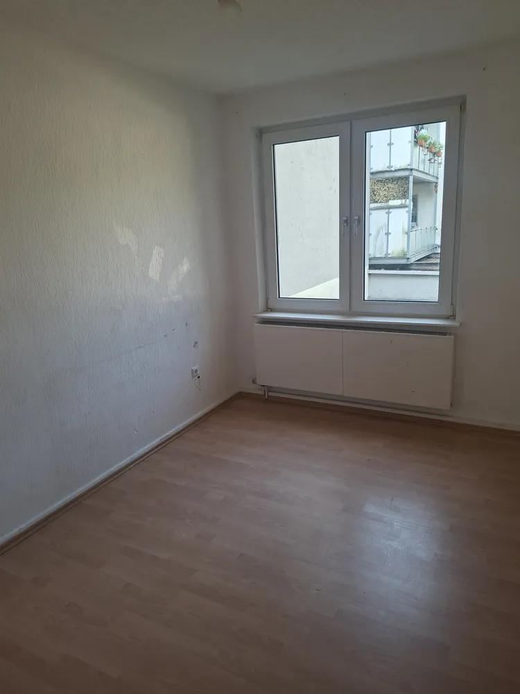 4 Zimmer Wohnung mit 75 m² in Krefeld – Bild 4