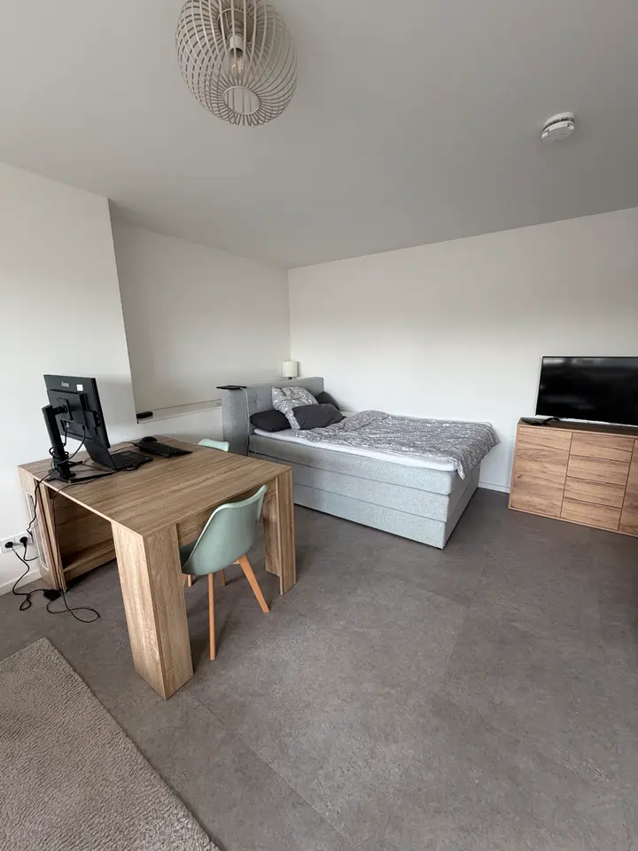 Studio with 45 m² in Cologne – Photo 8