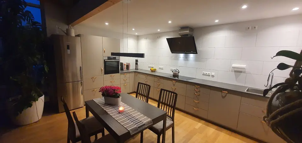 WG-Zimmer mit 108 m² in Dresden – Bild 2