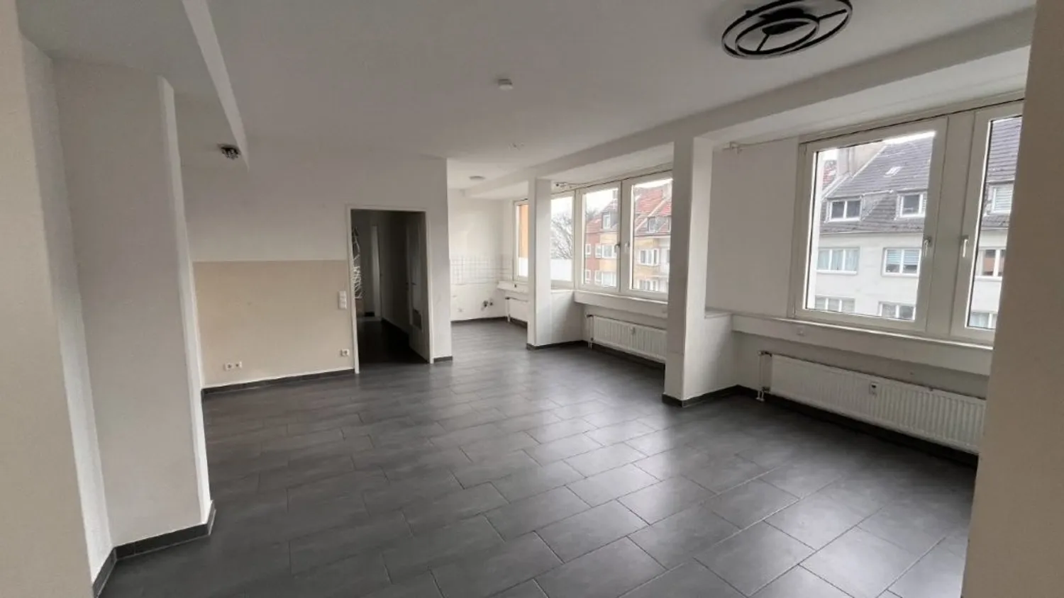 3 Zimmer Wohnung mit 79 m² in Düsseldorf – Bild 1
