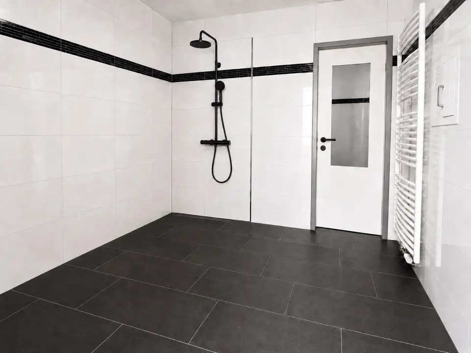 7 Zimmer Wohnung mit 212 m² in Düren – Bild 4