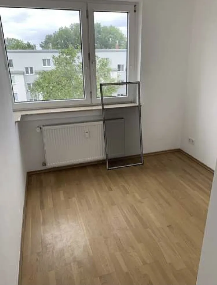 3 room apartment with 100 m² in Cologne – Photo 4