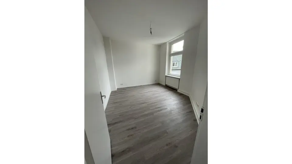 4 Zimmer Wohnung mit 105 m² in Wuppertal – Bild 3