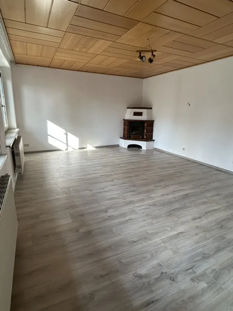2 Zimmer Wohnung mit 74 m² in Dresden – Bild 1