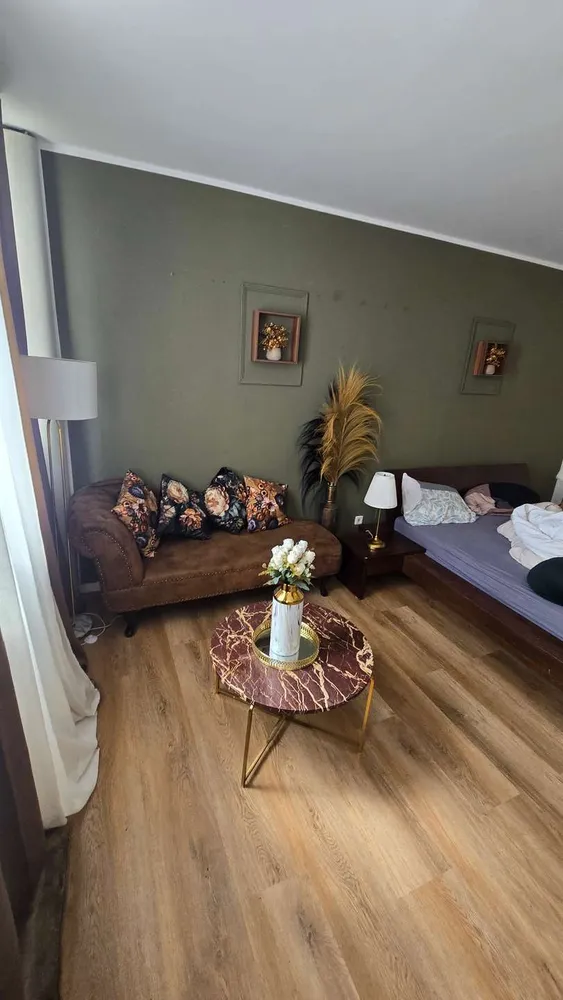 1 Zimmer Wohnung mit 34 m² in Köln – Bild 2