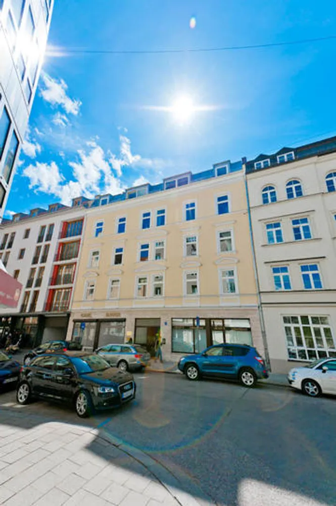 3 Zimmer Wohnung mit 90 m² in München – Bild 1