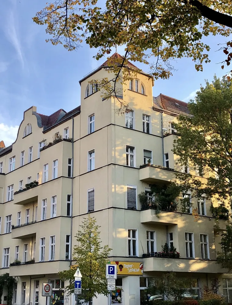 2 Zimmer Wohnung mit 75 m² in Berlin – Bild 3