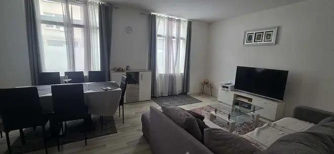 2 Zimmer Wohnung mit 70 m² in Duisburg – Bild 1