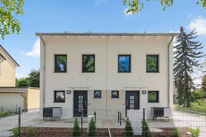 5 Zimmer Haus mit 128 m² in Berlin – Bild 2