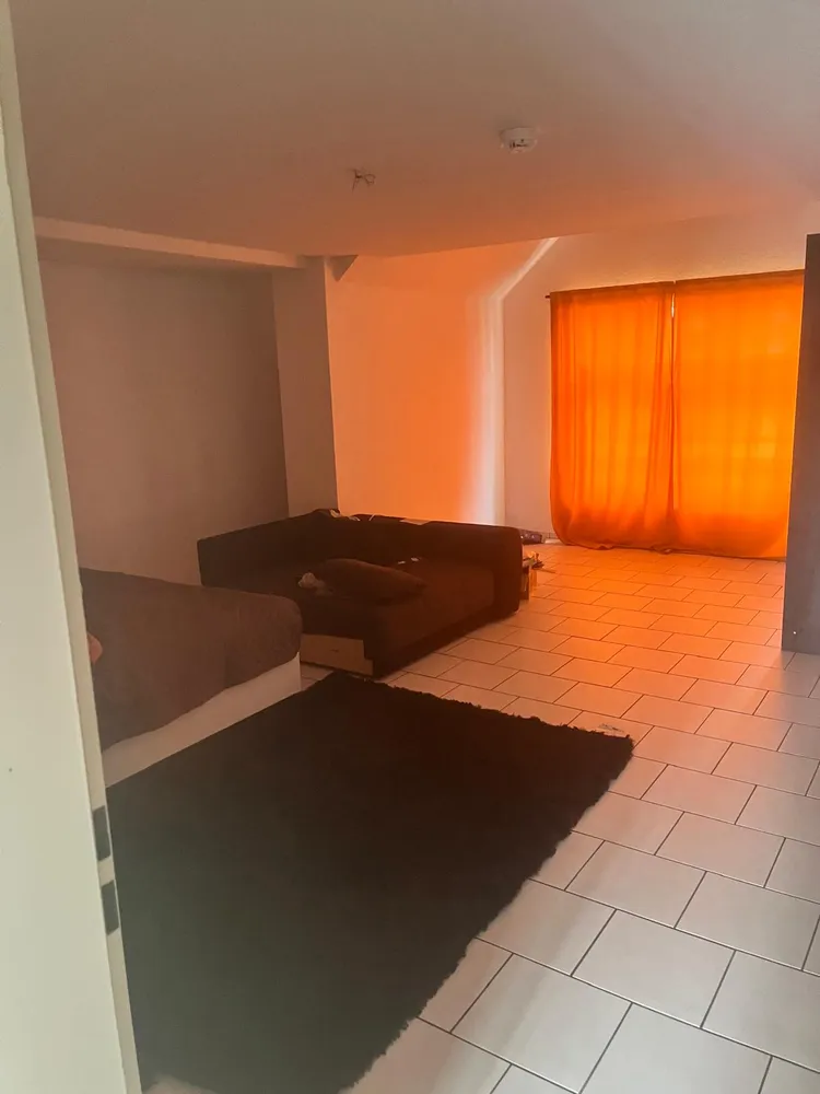 2 Zimmer Wohnung mit 72 m² in Düsseldorf – Bild 1