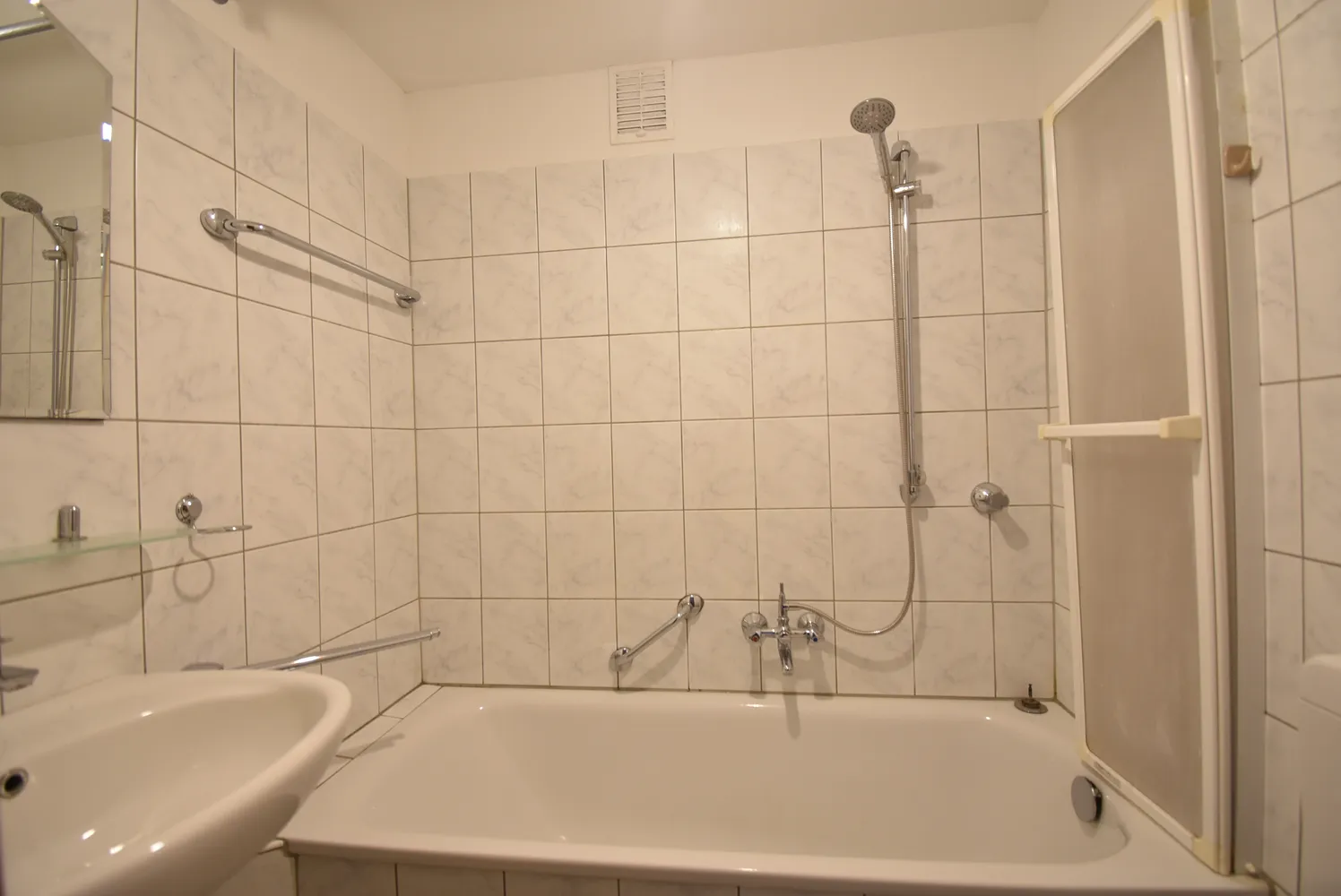 2 Zimmer Wohnung mit 63 m² in Düsseldorf – Bild 9