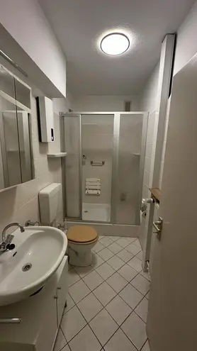 Shared room with 10 m² in Essen – Photo 4