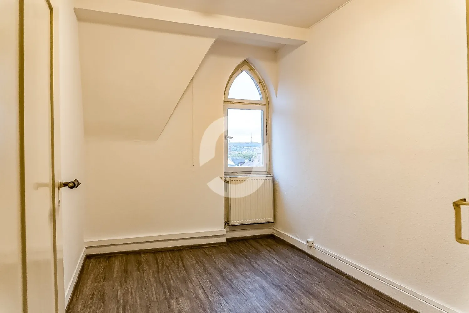 7 Zimmer Wohnung mit 150 m² in Stuttgart – Bild 7