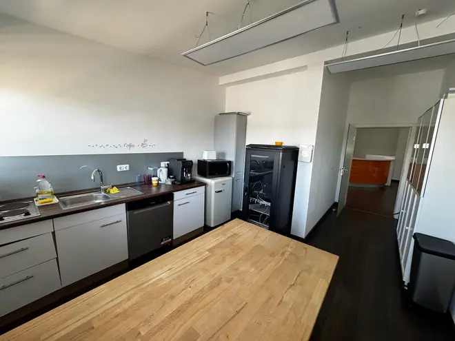 6 Zimmer Wohnung mit 233 m² in Augsburg – Bild 9