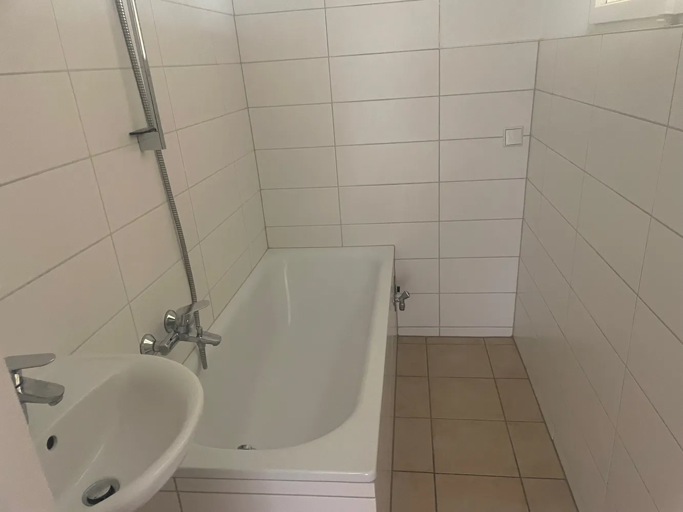 2 room apartment with 40 m² in Wiesbaden – Photo 7