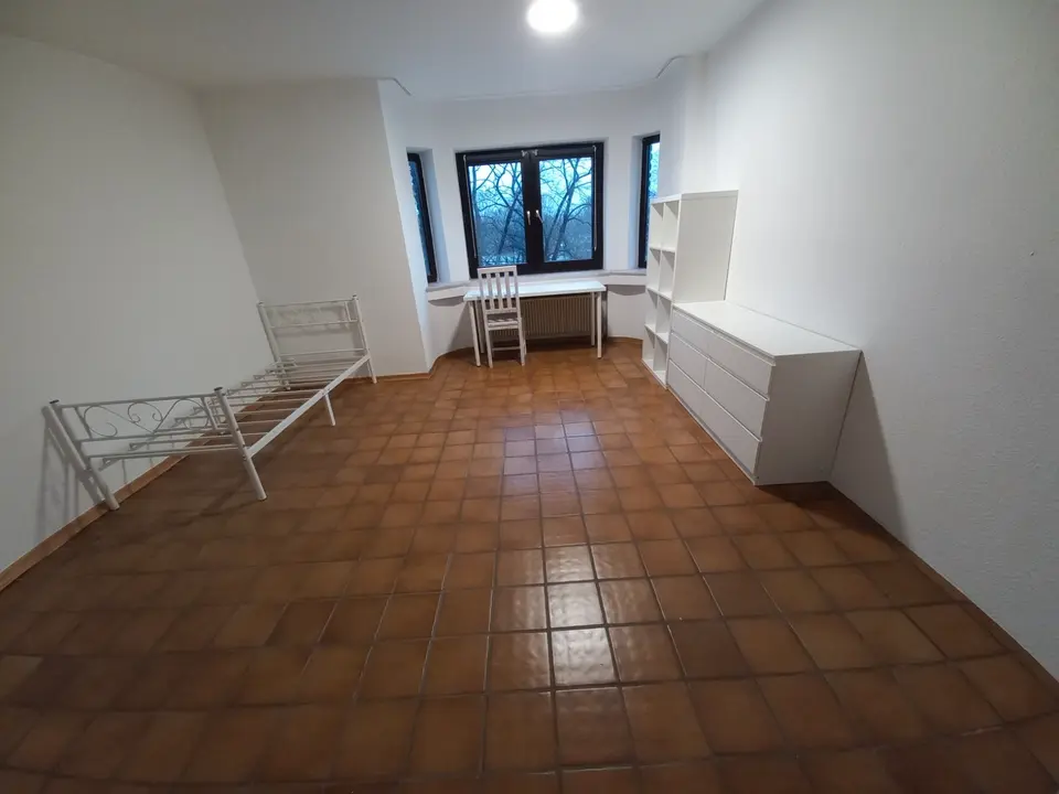 WG-Zimmer mit 20 m² in Aachen – Bild 1