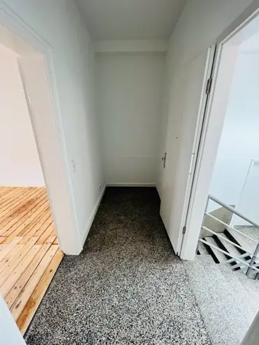 4 Zimmer Wohnung mit 93 m² in Wiesbaden – Bild 6