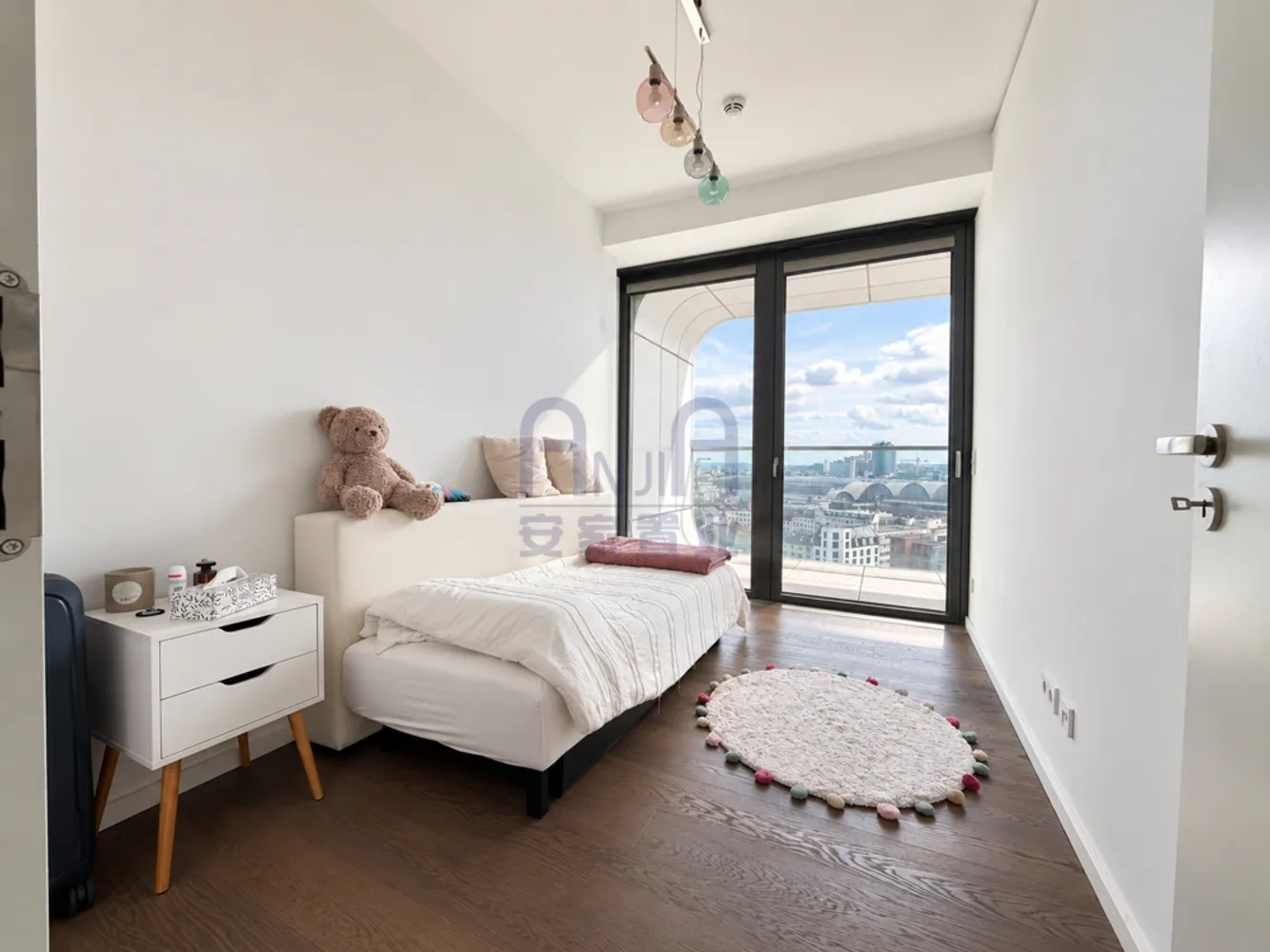 3 Zimmer Wohnung mit 91 m² in Frankfurt am Main – Bild 4