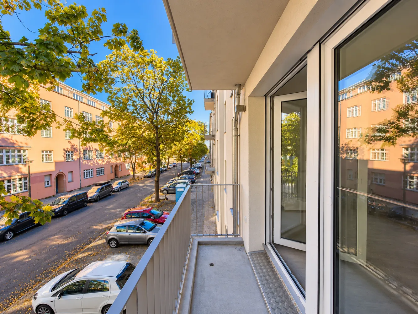 2 room apartment with 50 m² in Berlin – Photo 3