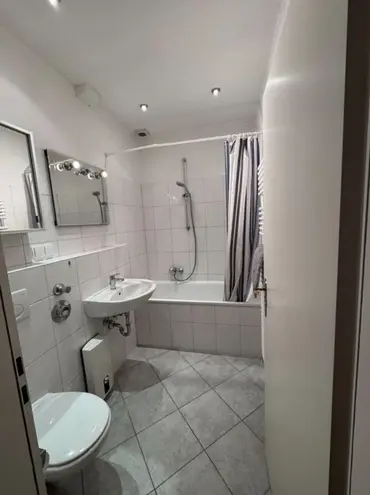 2 Zimmer Wohnung mit 47 m² in Düsseldorf – Bild 7