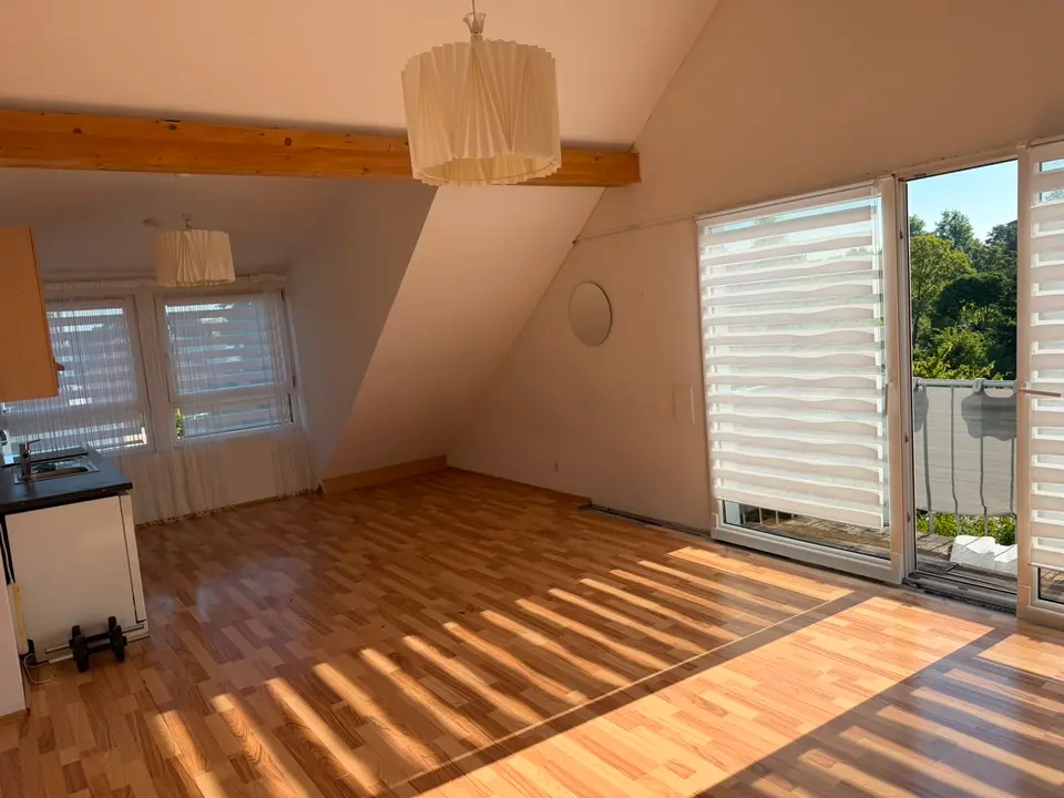 2 Zimmer Wohnung mit 75 m² in Duisburg – Bild 2