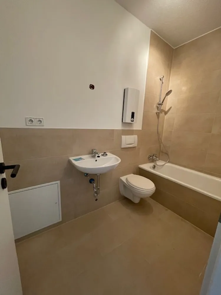 2 Zimmer Wohnung mit 55 m² in Halle (Saale) – Bild 7