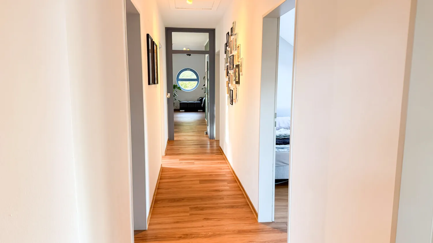 4 Zimmer Wohnung mit 129 m² in Oldenburg – Bild 2