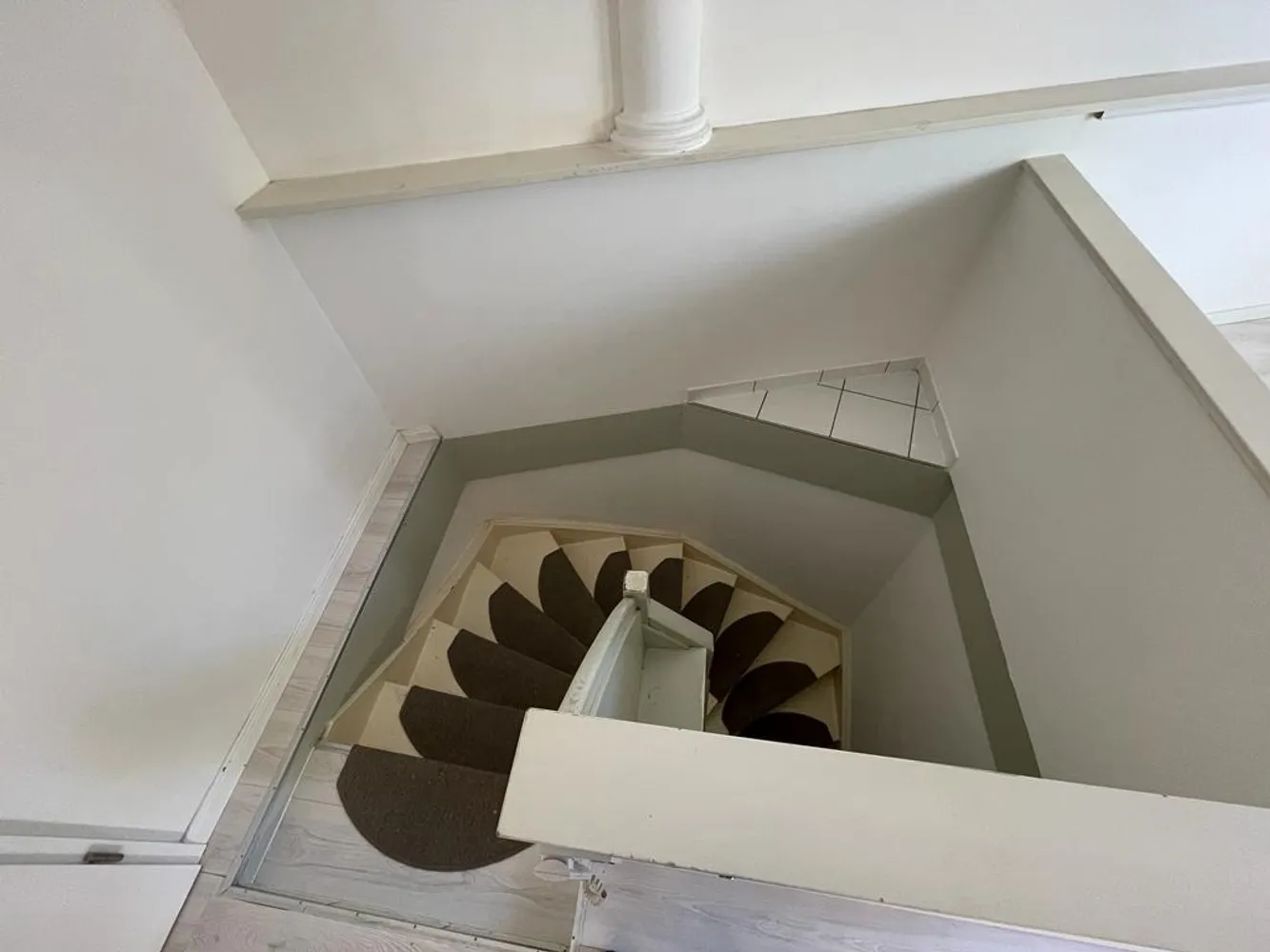 2 Zimmer Wohnung mit 55 m² in Siegburg – Bild 2