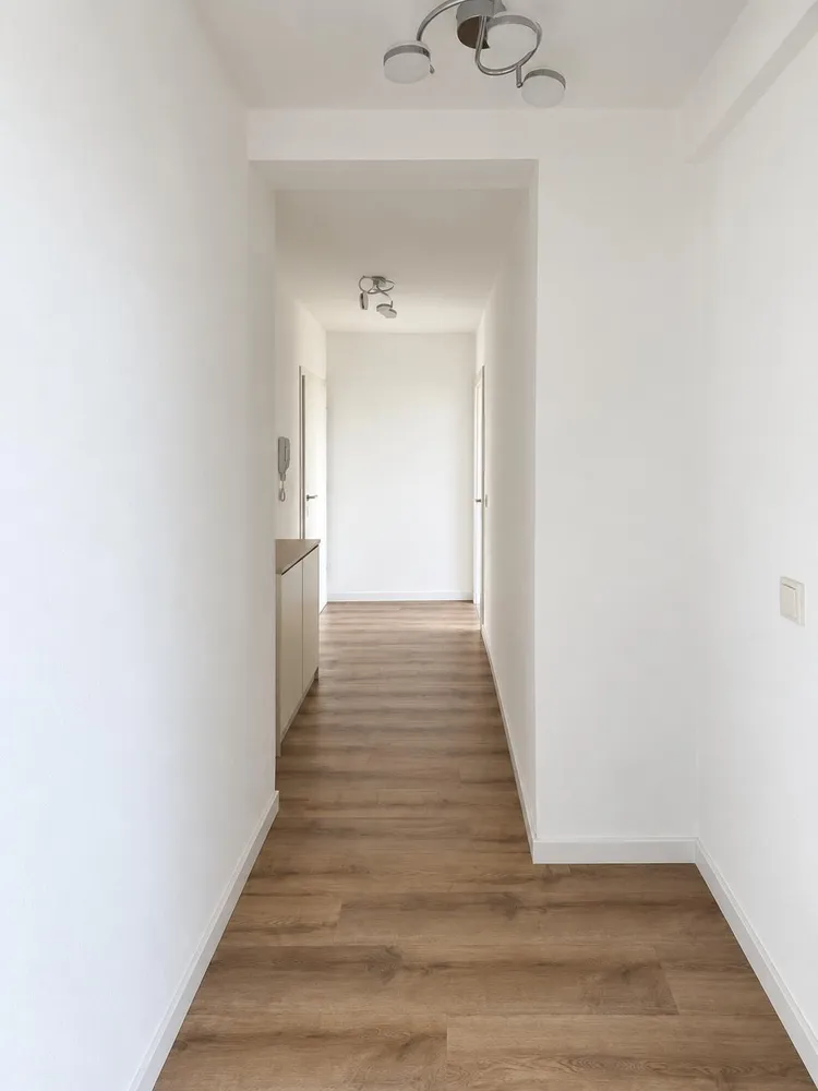 4 Zimmer Wohnung mit 104 m² in Düsseldorf – Bild 3